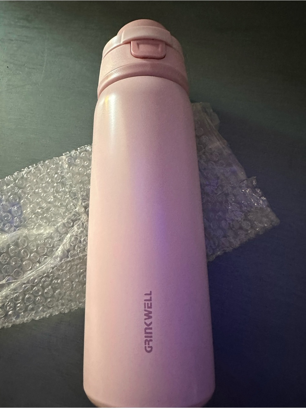 Pink Stainless Steel Travel Bottle - Insulated Hydration 24 oz